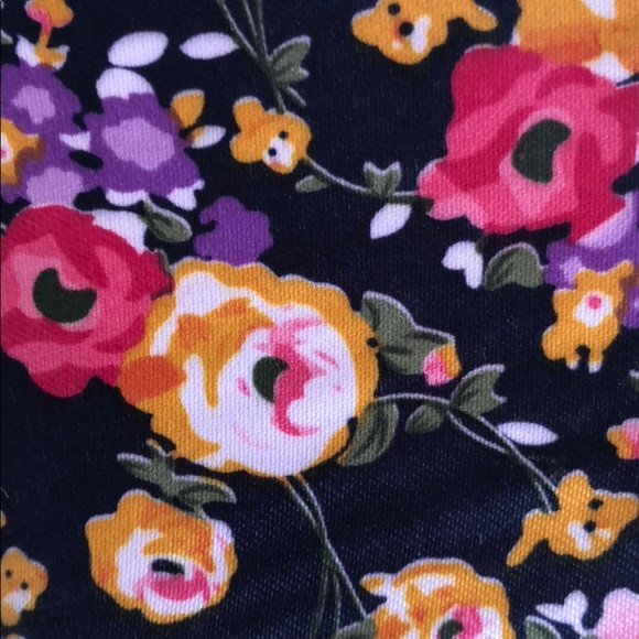 Navy and floral wedge sandal (size 8) - Picture 5 of 6